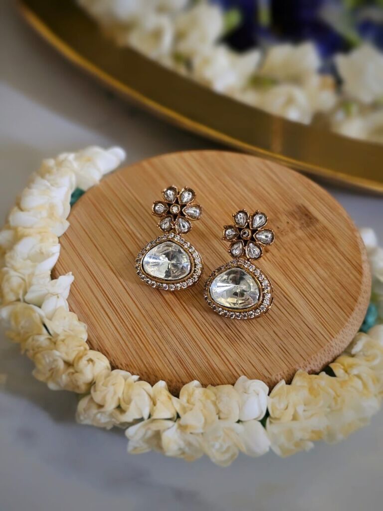 Vanshika-delicate-polki-Earings